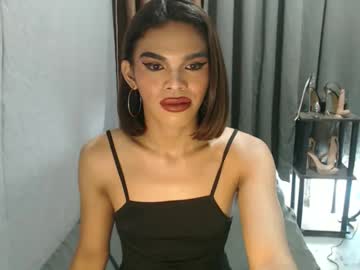 neomi_hardcock
