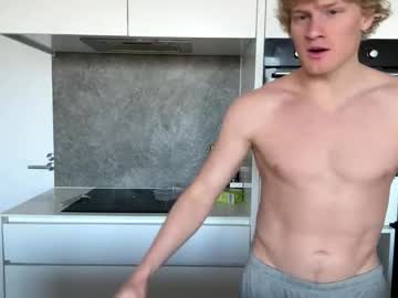 thatbl0ndeboyx